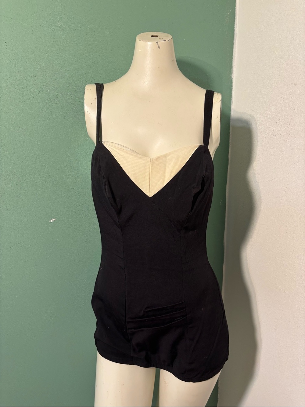 Vintage 1950’s Black and Cream Catalina Swimsuit - Picture 2 of 6